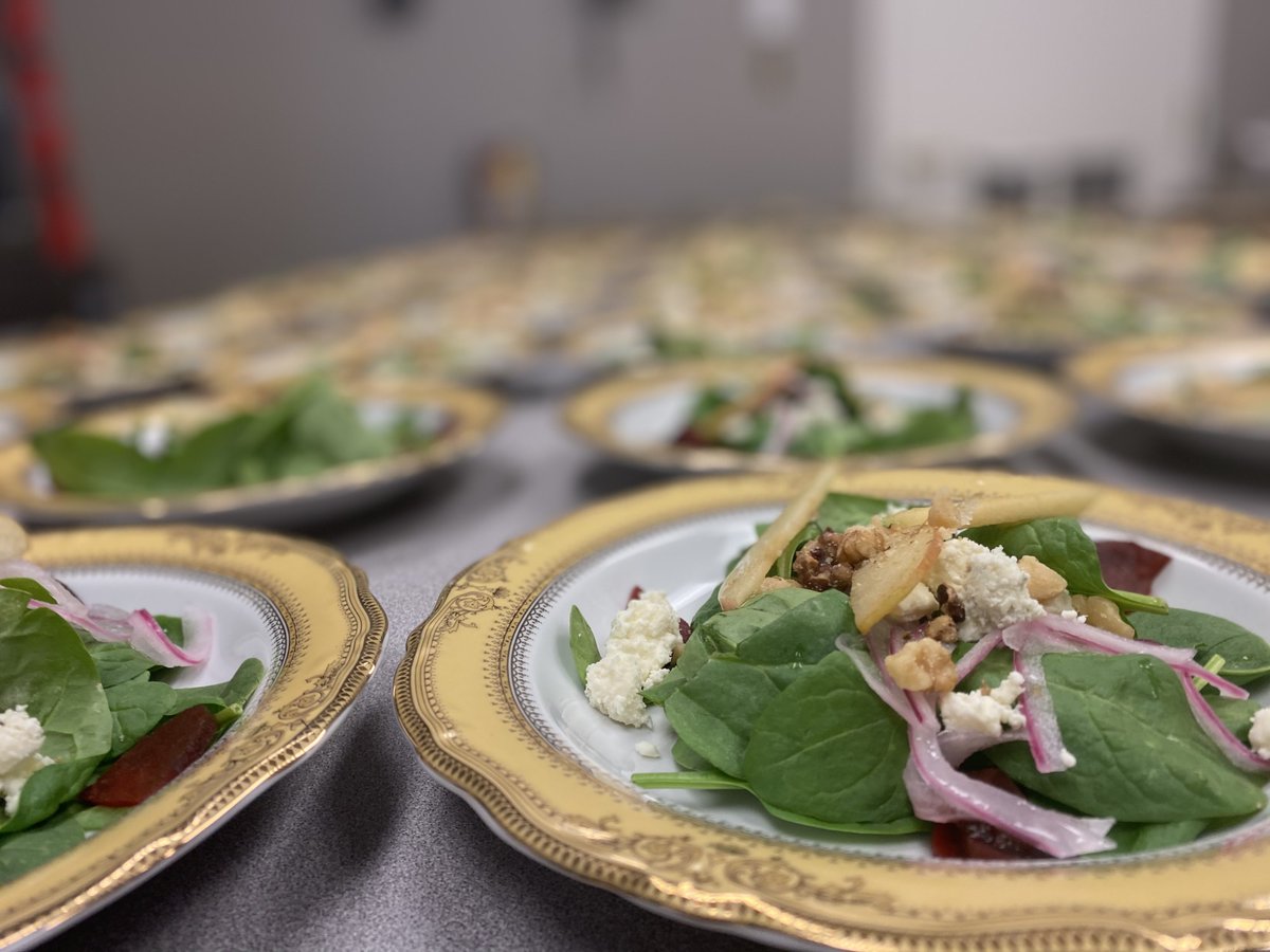 It's not a party without amazing food and great drinks! Host your next party at Calle Latina: spt.to/Ed4L6