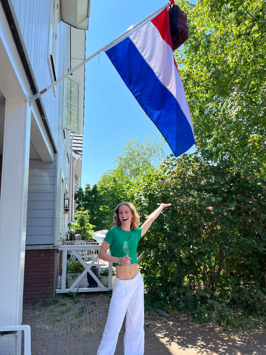 Jaaaaa! Geslaagd 💃🎉🇾🇪 trotse papa