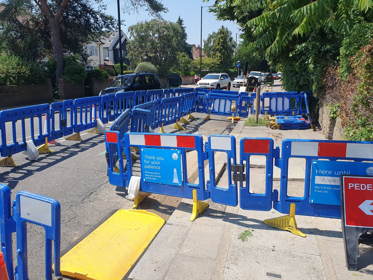 More traffic jams in #HamptonHill #Teddington Work apparently finished 2 days ago at 3 way lights on Hampton Road. Pull your finger out @thameswater @LBRUT