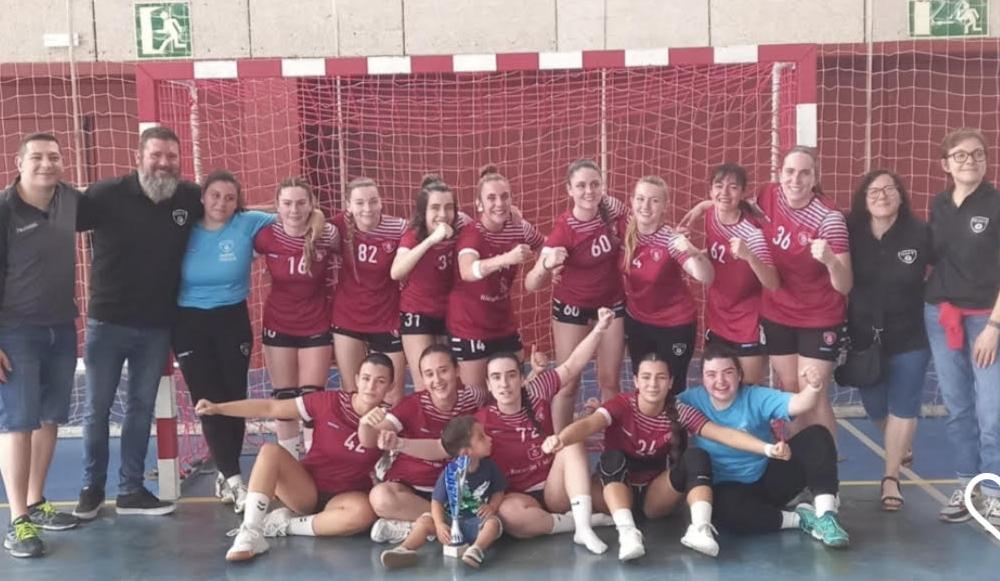 FedCatHandbol's tweet image. (3/3)
🏆 Copa Catalana Cadet Femenina
@BMGranollers 

🏆 Copa Catalana Juvenil Femenina
@MaresmeHandbol 

🏆 Copa Federació 2a Catalana Sènior Femenina
@HTerrassa 

🏆 Copa Catalana Sènior Masculina
@CH_SEP 

👏 Moltes felicitats a totes i a tots!