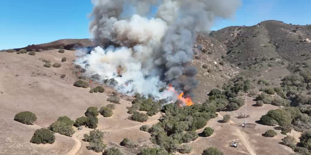 American Meteorological Society (@ametsoc) on Twitter photo The pioneering <a href="/SJSU/">San José State University</a> <a href="/wildfirecenter/">Wildfire Interdisciplinary Research Center</a> <a href="/CAL_FIRE/">CAL FIRE</a> California Canyon Fire experiment measured extreme fire behavior and rapid spread in a steep canyon.
Our new blog post spotlights initial findings, presented at the 14th Fire & Forest Meteorology Symposium: bit.ly/45ZLZIU The pioneering <a href="/SJSU/">San José State University</a> <a href="/wildfirecenter/">Wildfire Interdisciplinary Research Center</a> <a href="/CAL_FIRE/">CAL FIRE</a> California Canyon Fire experiment measured extreme fire behavior and rapid spread in a steep canyon.
Our new blog post spotlights initial findings, presented at the 14th Fire & Forest Meteorology Symposium: bit.ly/45ZLZIU
