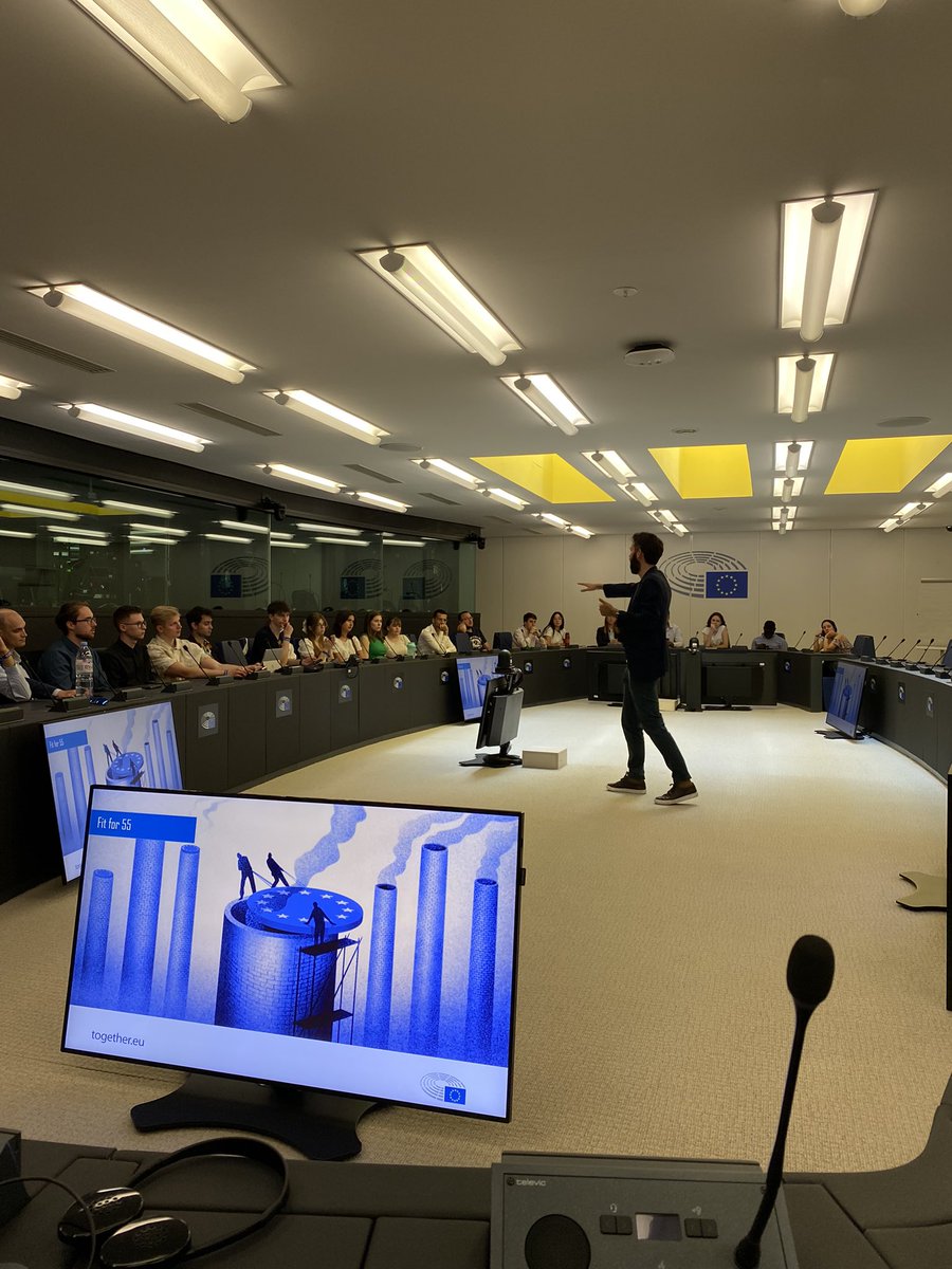 Felix Leitmeyer tweet media