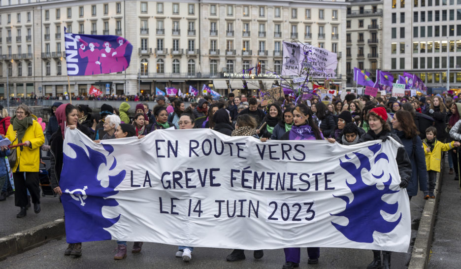 C'est aujourd'hui! Direction #Lausanne #grèvefeministe #14juin  #suisse