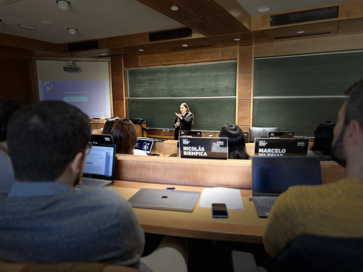 Alejandro Laborde (@labordeale) on Twitter photo Gracias <a href="/suarezmvictoria/">Vicky Suárez</a> por contar tu experiencia en <a href="/codiversitytech/">Codiversity</a> a los participantes del #MBA de la <a href="/ucubusiness/">UCU Business School</a>
👏🏼👏🏼👏🏼 Gracias <a href="/suarezmvictoria/">Vicky Suárez</a> por contar tu experiencia en <a href="/codiversitytech/">Codiversity</a> a los participantes del #MBA de la <a href="/ucubusiness/">UCU Business School</a>
👏🏼👏🏼👏🏼