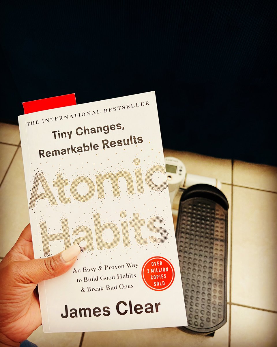 ThobekaL's tweet photo. #currentread https://t.co/tUBiohhr6y