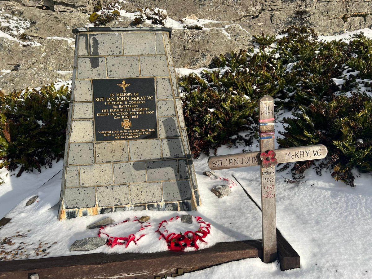 Taken today on Mount Longdon. #ParachuteRegiment Falklands war #LestWeForget