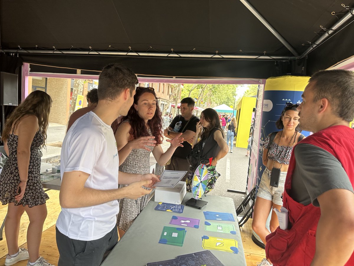 EpiStore tweet media