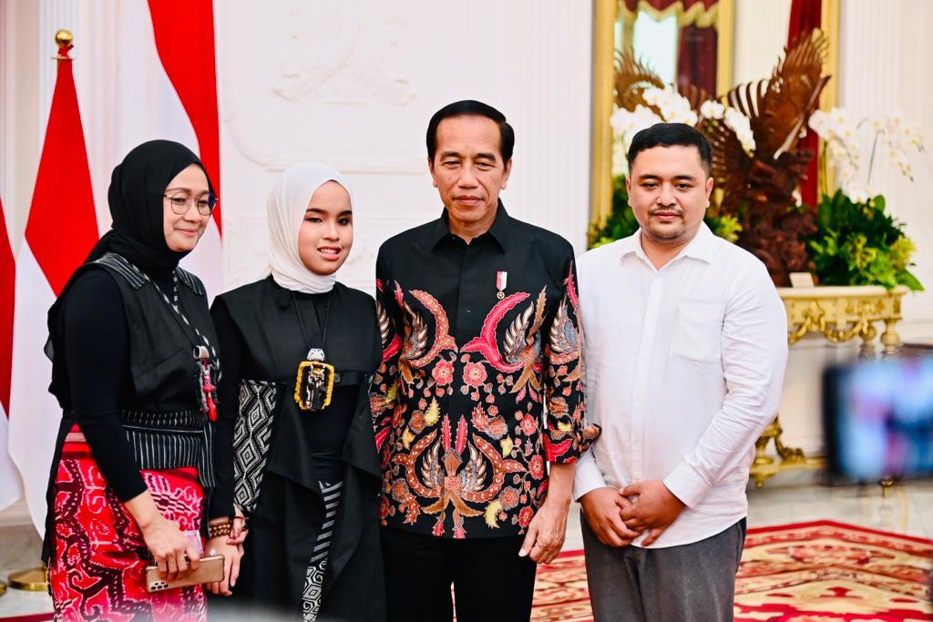 Dalam waktu dekat, Putri Ariani akan berangkat ke Amerika Serikat untuk melanjutkan kompetisi pada bulan Agustus mendatang. 

Dari Tanah Air, saya dan seluruh rakyat tentu akan mendukungnya dengan sepenuh hati.