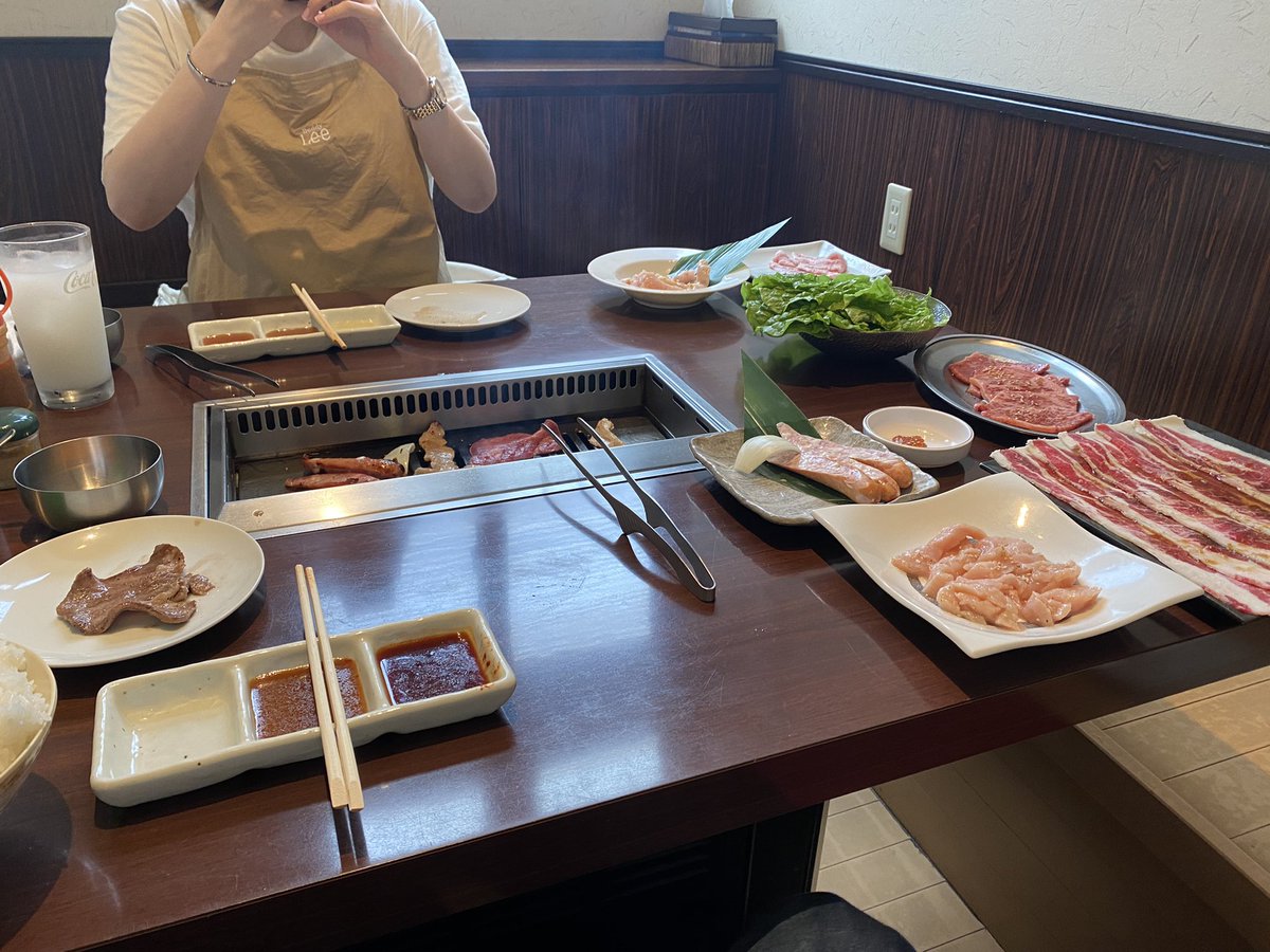 1119Cocoa's tweet photo. 今日で結婚して3年目！
旅行行ってご飯食べてお揃いの物買った(^^) https://t.co/V87RAmQ6zS
