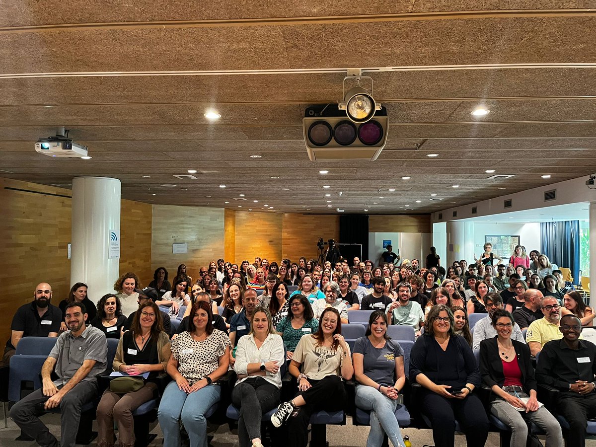 xarxa_xnej's tweet photo. Avui hem tingut la #TrobadaXNEJ d’#ETransformat a la seu de @joventutcat 🔌 amb la participació de les tècniques d’arreu del territori #Femxarxa https://t.co/QweRnRRXpT