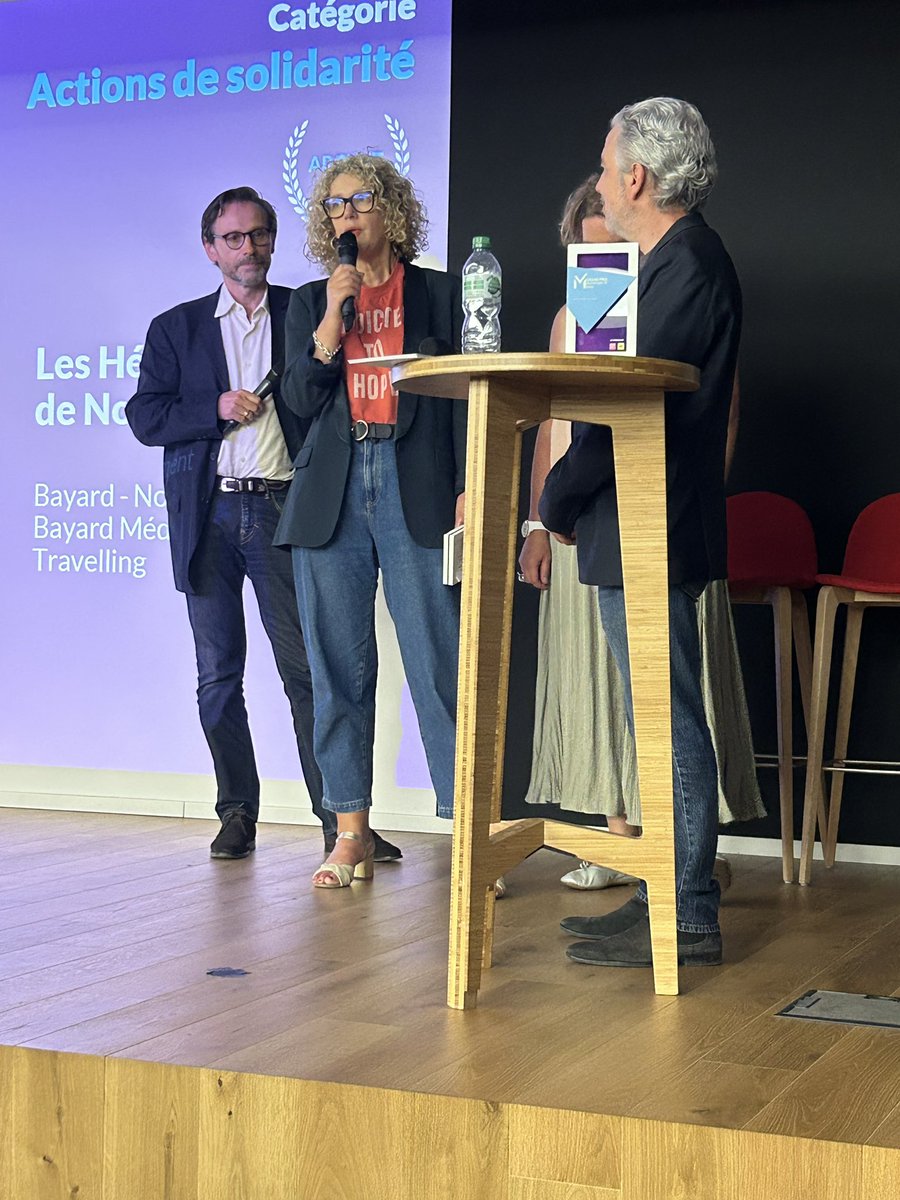 Notre Temps (@notretemps) on Twitter photo 🎉Les héros de Notre temps, prix argent #GPRMedia2023 dans la catégorie “Actions de solidarité” ! 
Toute l'équipe est super fière de voir récompensé cet événement qui met en lumière chaque année des super bénévoles. 
<a href="/marieauffret_/">marie auffret</a> , @MartineauJ_C <a href="/ChrisDelliere/">Christelle Dellière</a> . 🎉Les héros de Notre temps, prix argent #GPRMedia2023 dans la catégorie “Actions de solidarité” ! 
Toute l'équipe est super fière de voir récompensé cet événement qui met en lumière chaque année des super bénévoles. 
<a href="/marieauffret_/">marie auffret</a> , @MartineauJ_C <a href="/ChrisDelliere/">Christelle Dellière</a> .