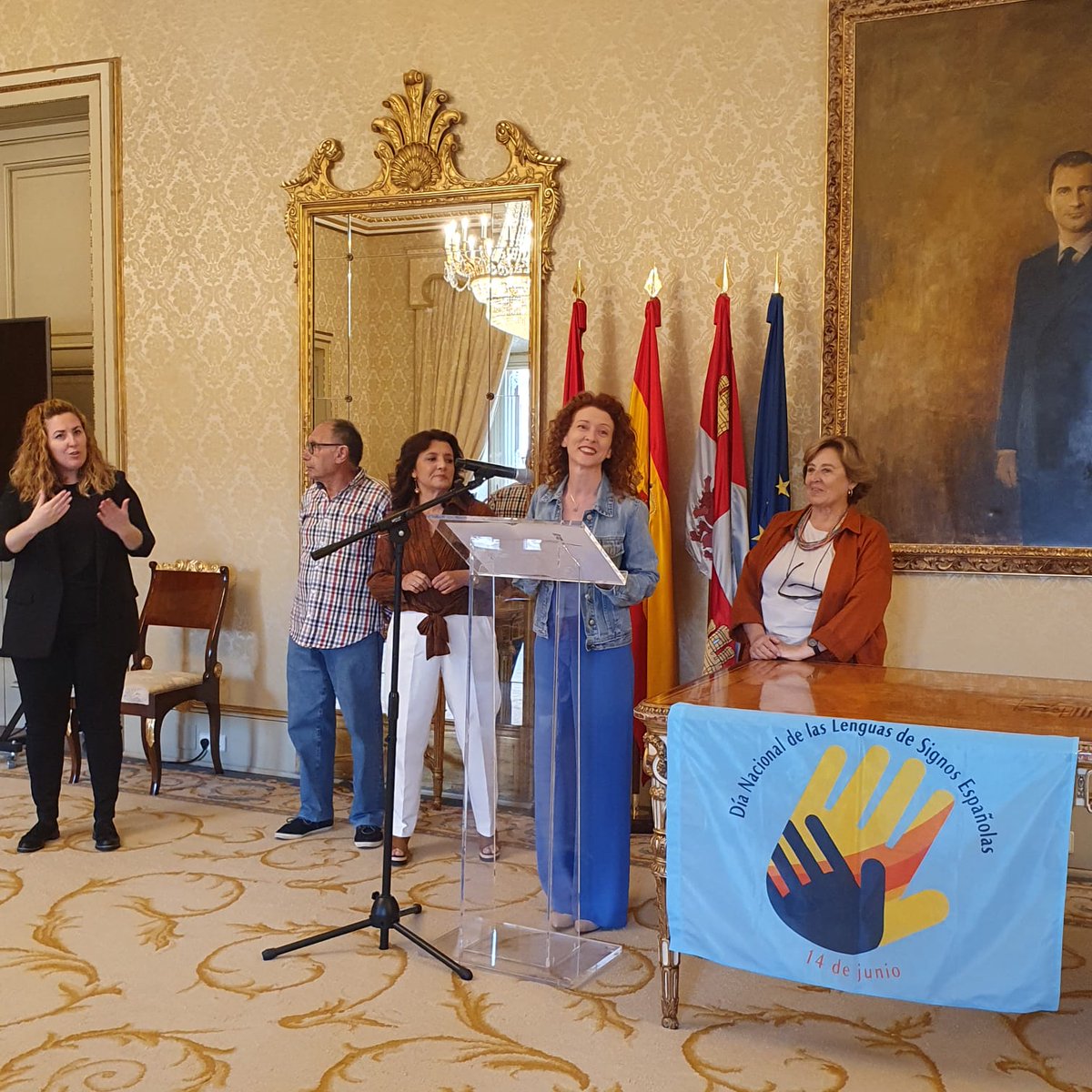 Ana Suárez Otero tweet media