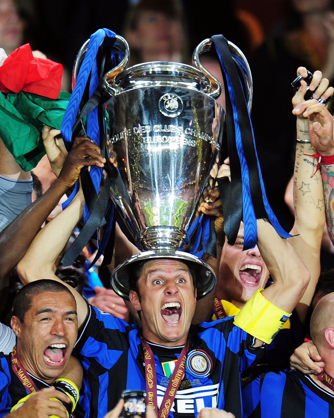 XユーザーのUEFA Champions Leagueさん: 「Javier Zanetti