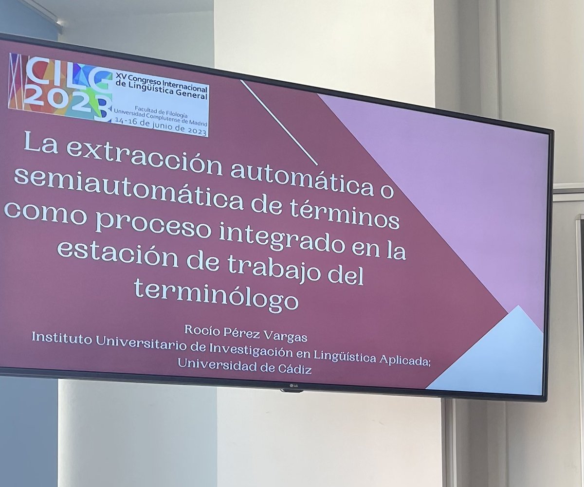 Rocio_perezv's tweet photo. Súper feliz después de haber hablado sobre extractores terminológicos en el #CILG2023 🌻 @Cilg2023 https://t.co/Auqp7SaNJP