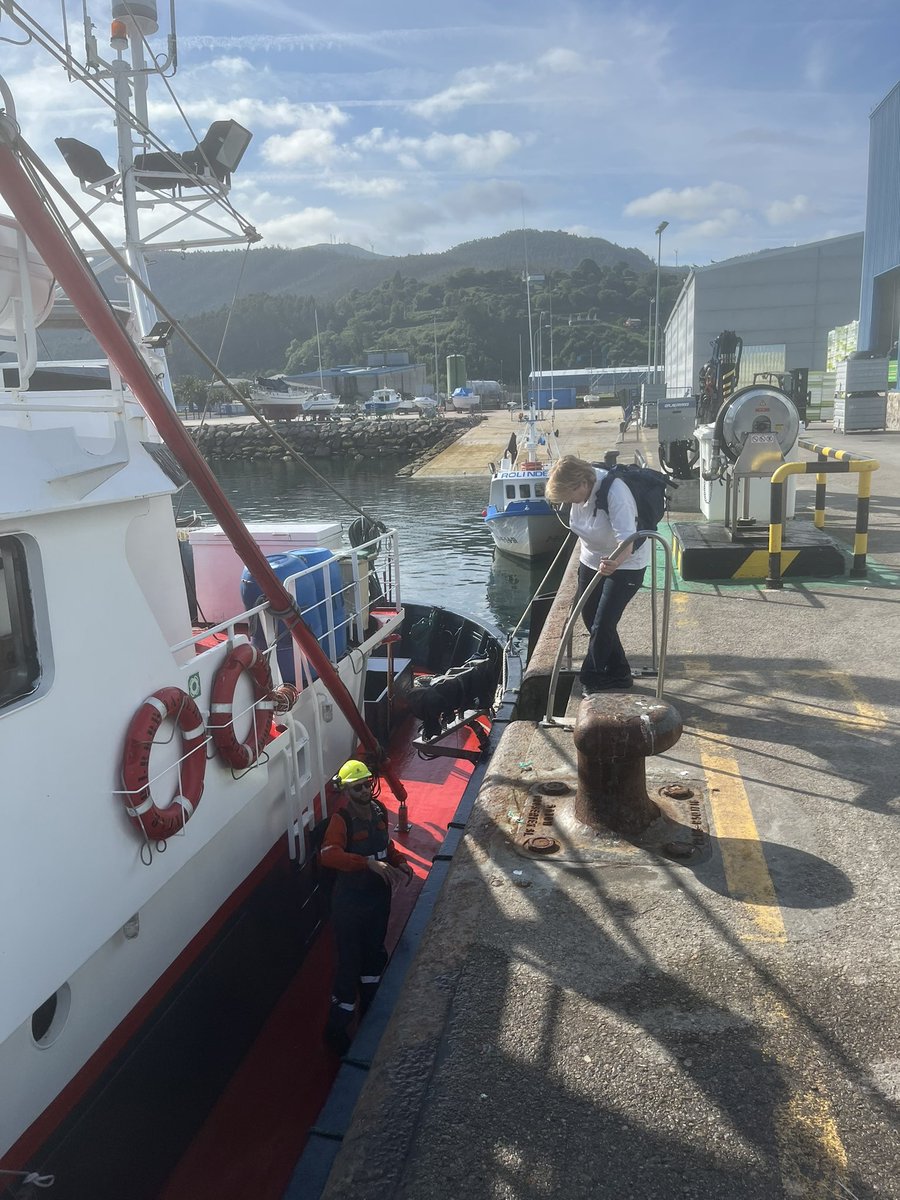 ISMrevistaMar's tweet photo. 📢En la mañana de hoy, se han realizando las inspecciones 🔎 correspondientes a la campaña #SEGUMAR 2023 en el puerto de #Celeiro #Lugo.
#ISM #REM
Os mostramos las fotos aquí 👇 https://t.co/bploG2EGQu
