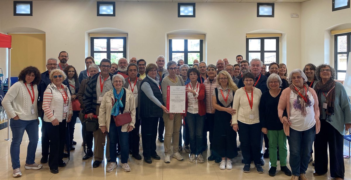 caritasgirona's tweet photo. TREBALL EN XARXA | @caritasgirona obté la certificació ISO 9001:2015, garantint la #qualitat en la gestió interna 👏 fet que consolida l'aposta de l'entitat per la transparència en l'acció social ✅

🌍 https://t.co/76oFwBBiSh 

#TuHiTensMoltAVeure https://t.co/6HTYEkUX9v