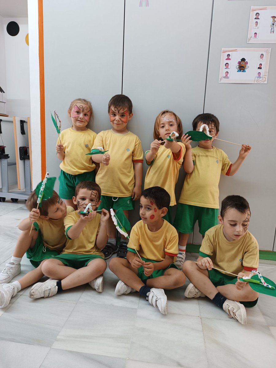 InfantNatzEsplu's tweet photo. La setmana passada els #P4Unicorns vam acabar el nostre últim projecte #Quinmónméspetit i vam fer 🐝🦋🕷️🐛 Ens ho vam passar molt bé!🥰 https://t.co/VOp0JL3YI0