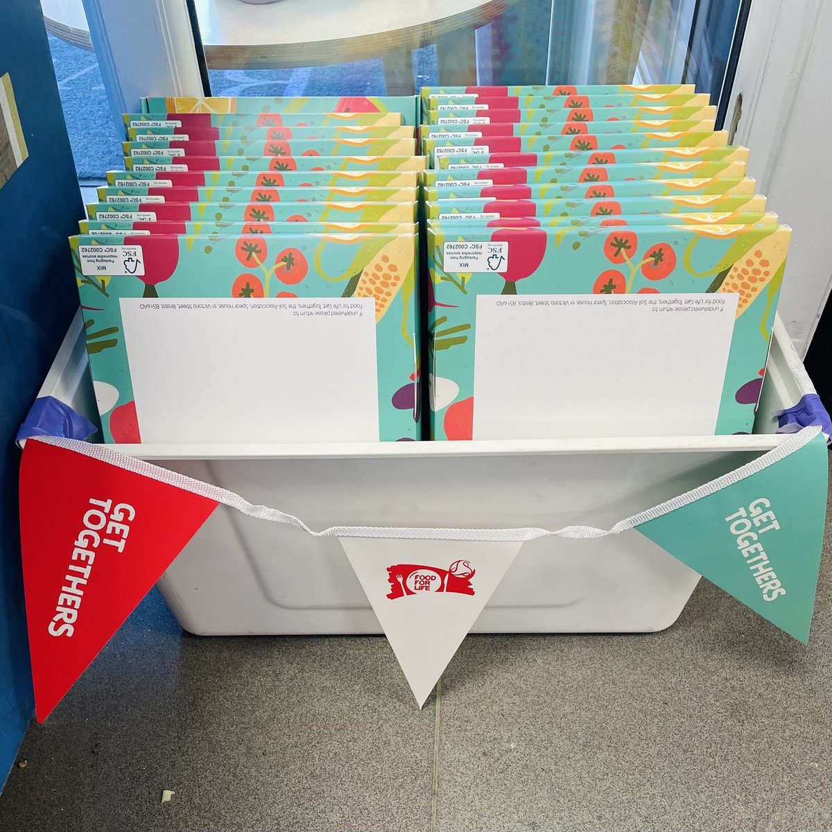 🚩BOXES OF BUNTING

Ready for immediate collection, 3 per group, or trolley fill

Great for all your events, parties &amp; activities!

#bunting #buntingbanner #buntingflags #flags #partydecor #partydecoration #sportsday #partybunting #partyflags #bbq #fete #garden #gardenfete #fair