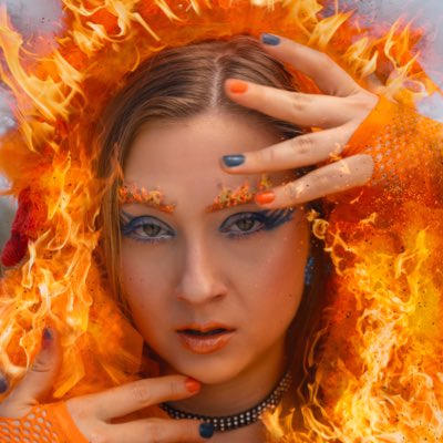SerenaFosterPop's tweet photo. #NewProfilePic https://t.co/XbGMcGzDIi