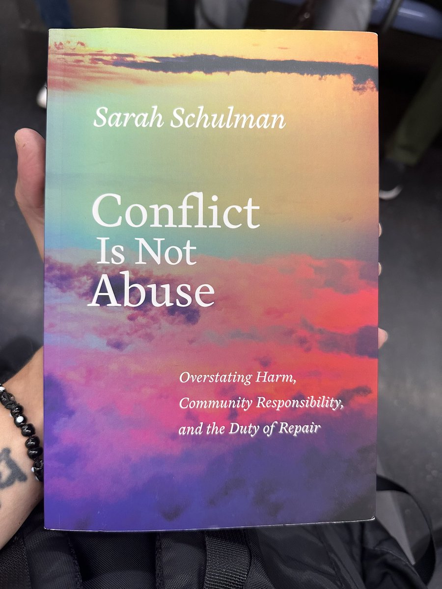 frodobowl's tweet photo. #SubwayReading #SarahSchulman #nyc #ConflictIsNotAbuse https://t.co/3Rpah5WRot