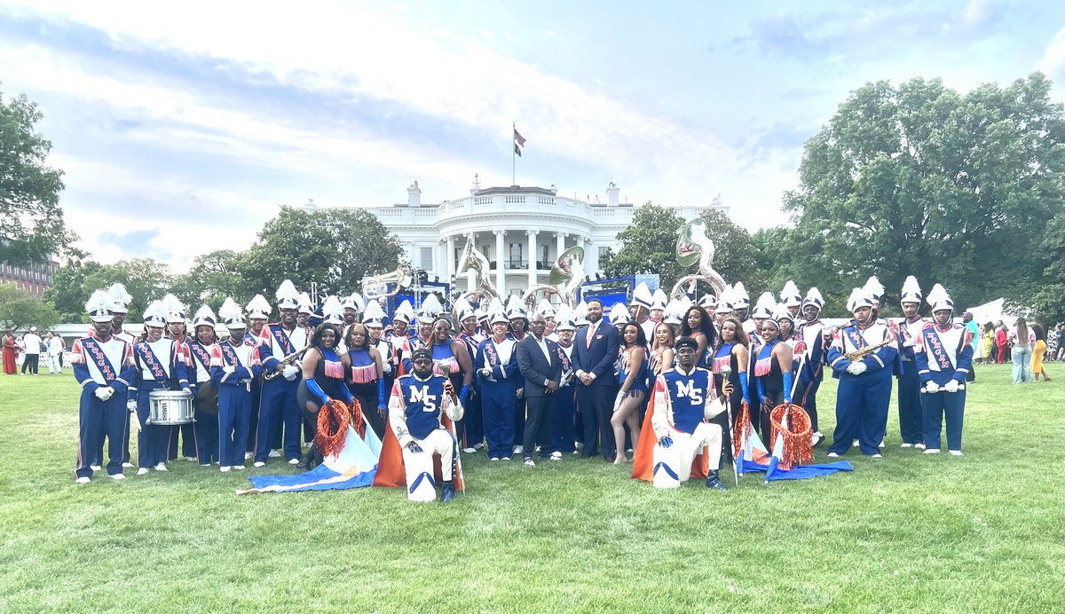 morganpres's tweet photo. The Magnificent Marching Machine proudly performed ⁦@WhiteHouse⁩ last night in honor of Juneteenth.I was seated directly behind ⁦@POTUS⁩, ⁦@VP⁩ Harris, First Daughter Ashley, and First Gentleman Doug. Much respect for the National Treasure and for Black culture. https://t.co/6IV88avvio