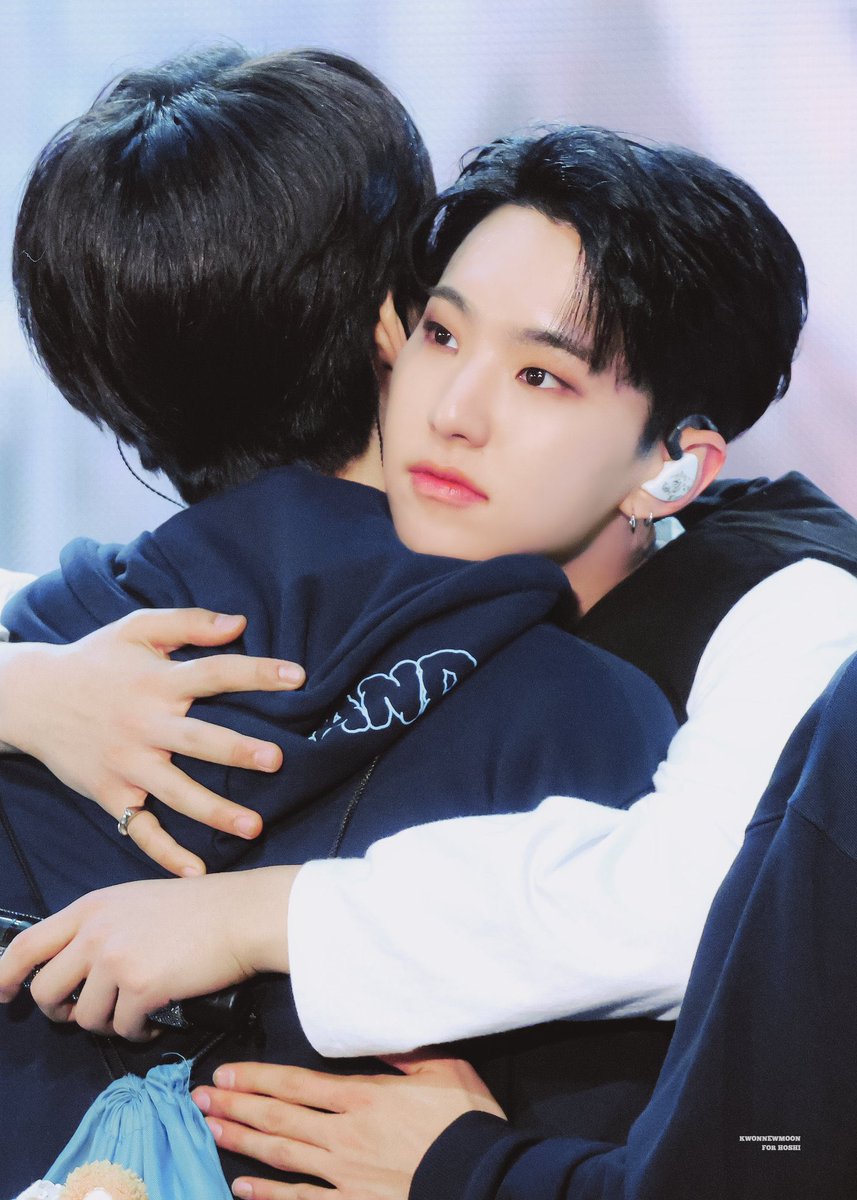luvsoon_0's tweet photo. 사랑하는 순영아 생일 축하해 .ᐟ 
너의 변하지 않는 열정과 노력 그리고 다정함이 널 더 좋아지게 만들어 .. 🥺🤍
나의 별 나의 행복 호시야, 앞으로의 날들도 지금까지 걸어온 반짝이는 길처럼 계속해서 빛나길 늘 응원할게
ฅʕ⌯◝ ·̫ ◜⌯ʔฅ ♡

#방가방가_호랑이_호시_생일축하해
#ILUVmyHOSHIday https://t.co/s9cNhxHdGi