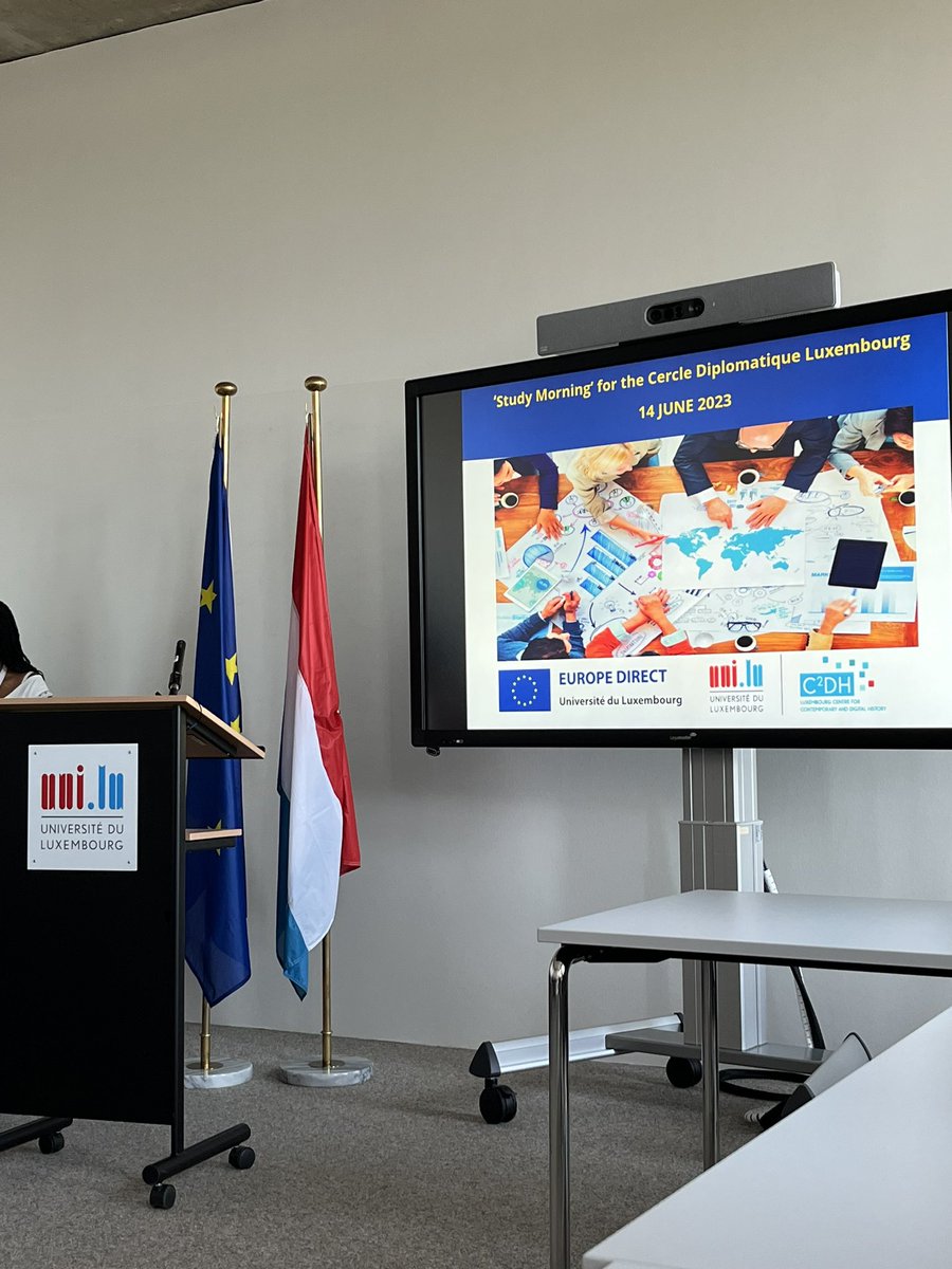 MelissaC0RNELIS's tweet photo. Study day for the #CercleDiplomatique with @EDIC_uni_lu. Honored by the presence of #SimoneNiclou from @uni_lu, #AndreBiever @MFA_Lu, former diplomat and Deputy DG at EU Council @CloosJim and former minister #RobertGoebbels who initiated the signature of the Schengen agreement 🇪🇺 https://t.co/ErhmngYyNT
