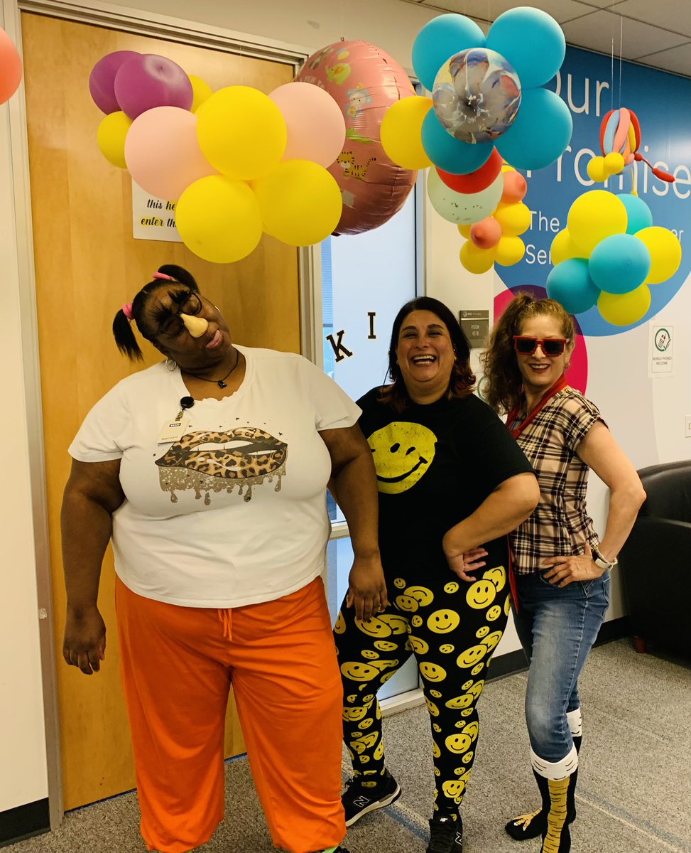 MsRegina8's tweet photo. WACKY WEDNESDAY 🤪 @SSG_Cerritos @barbosaEddie1 @Edelman11 @jmadrigal42 @AzurinKatherine @MrRichardbel @ramonaloa @lcsmith0925 https://t.co/R7GAS6qiU6