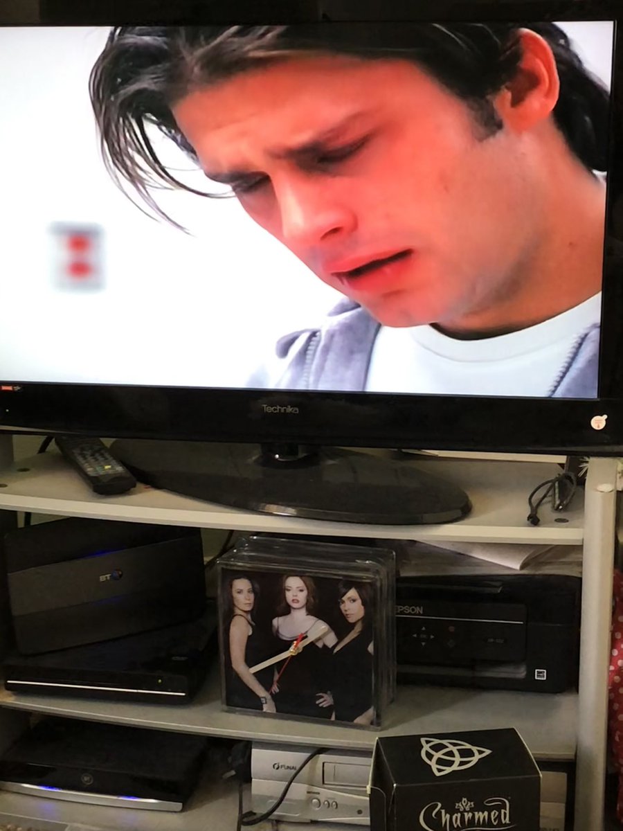 Jonesthegym's tweet photo. โLeo.โ
#poorDan
@greg_vaughan does utter confusion & devastation at Piper saying his rivalโs name, mingled with absolute elation that his love isnโt dead after all, very well in one 2 second facial expression! https://t.co/1sHHXTTrPi