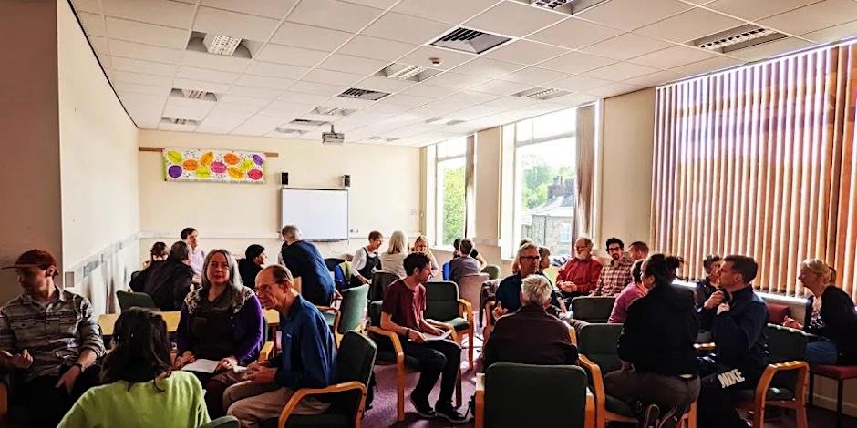 Hello, we are @carboncoop taking over the CEE Twitter account for the next 2 hours⏳We are an energy services #coop based in Manchester, our passion is creating the collective, citizen-led action we need to tackle climate change! 
#CEF2023 #CommunityEnergyNow
