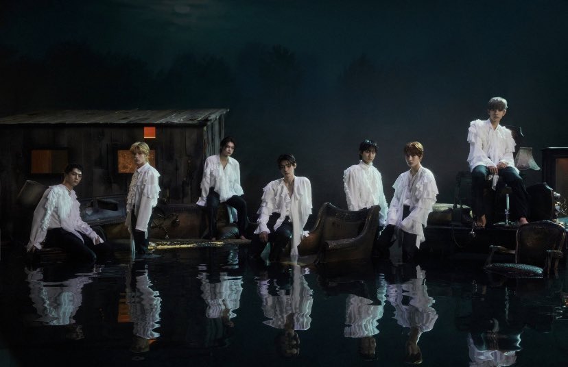 ▶️ Join us over on the <a href="/STATIONHEAD/">STATIONHEAD</a> app for a 24 hour  streaming party to enjoy Enhypen’s newest album #DARKBLOOD and raise the title track #BiteMe’s numbers with <a href="/EN_onSpotify/">ENHYPEN on Spotify</a> curated playlists 🩸 🎶
⏰ June 15th 12AM KST- June 16th 12AM KST

▶️ share.stationhead.com/lBWJPV8f3yI