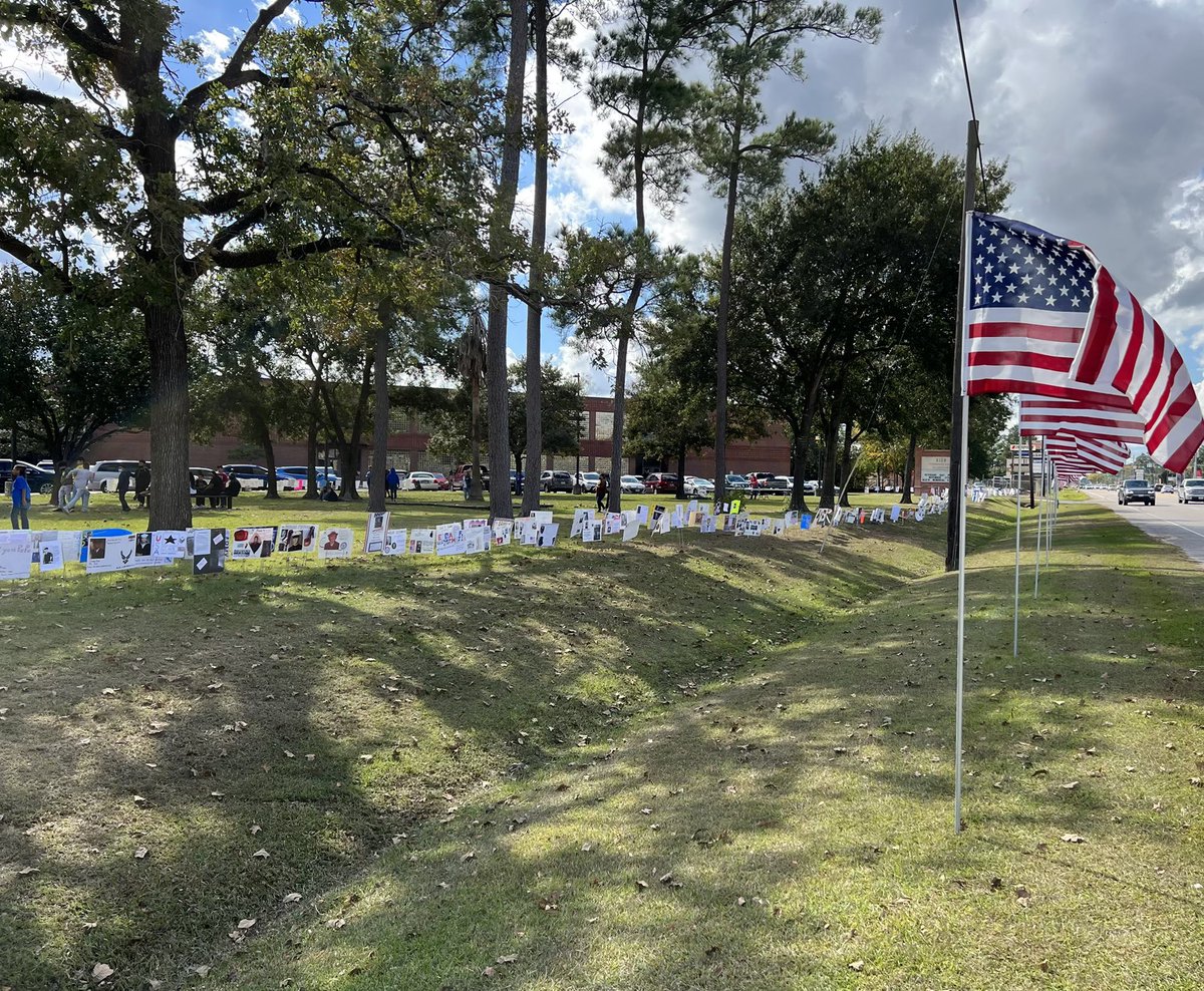 On Flag Day, I'd like to thank Andy Dommert & @HonorwithFlags for their commitment to spreading patriotism all across @KleinISD. I am SO proud to see Klein, TX filled with our beautiful symbol of freedom & opportunity—the American Flag. 🇺🇸 Happy Flag Day, #KleinFamily!