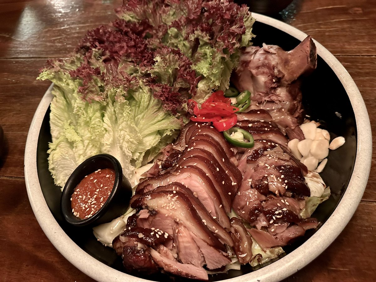 priscillawls's tweet photo. #맛있다 🇰🇷 🇰🇷 🇰🇷 😋😋😋
#Outdark #아웃닭 #outdarkhk #Friedchickenrestaurant #Busan
#HongKong #food #eat #dinner #koreanfood #hk #韓國米酒 #쌀막걸리 https://t.co/uQMx2jX5TB