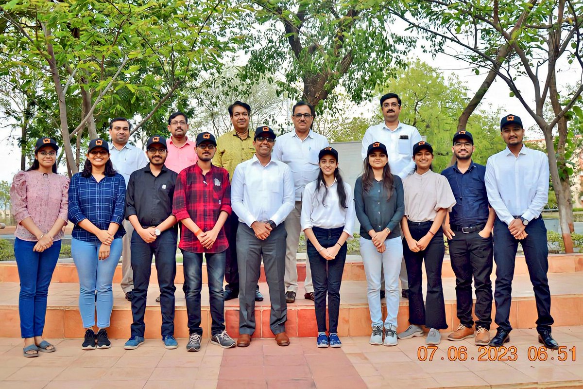 ApexaiQ's tweet photo. Please join us as we welcome the newest Apexians to the Apexa iQ community.
In the weeks ahead, our focus will be on providing invaluable experiences with many growth opportunities and continuous learning.
#ApexaNation #Apexians #CultureAtApexa #ApexaInternProgram #SSGMCE https://t.co/SXCG2WOIHg