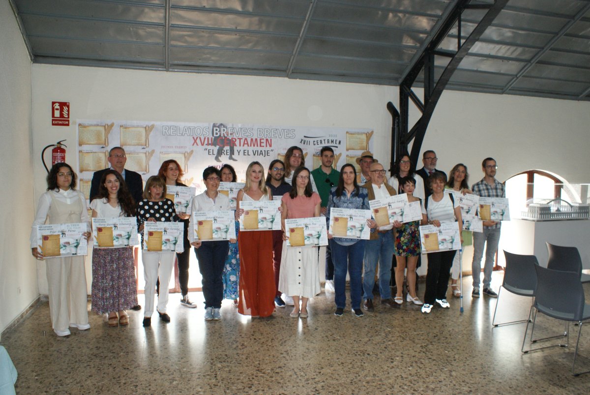 ¡Enhorabuena a los ganadores y finalistas del Certamen de Relatos Breves! 🎊 🎉 
🥇 El primer premio: Francisco José Martín @tmisol por “Blues”.
¡Muchas gracias a todos! <a href="/tripu/">tripu</a> @jcmarti10365592 <a href="/white_and_blak/">🪷Lucas Blanco✨</a> <a href="/evaht/">Eva Huelmo</a> <a href="/lagilfranco/">Cristinuka</a> @nuriaquintana_ @juancar88902813 <a href="/anatorrejonbeld/">Ana Torrejón Beldad</a>