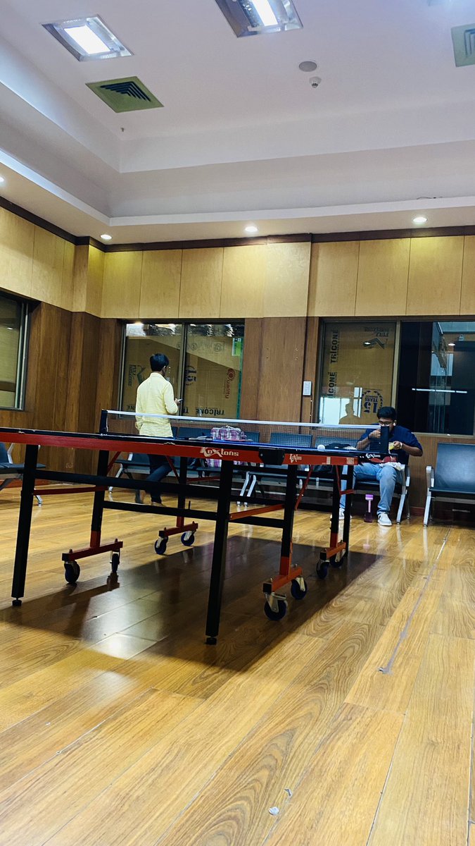 himank77's tweet photo. Having TT table at airport. Good idea for not so busy airport! 👍😄
@AirportUdaipur https://t.co/lfKGZ5a6hS
