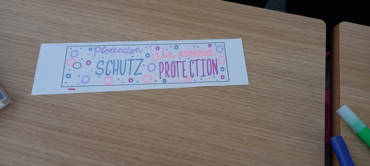 LUNCH TIME bookmarks in the MFL department as part of the Rights week. <a href="/lossiehighPA/">Lossie High Performing Arts Department</a> @LossieHigh <a href="/MissCusack12/">Miss Cusack</a> <a href="/LossieHighGuid1/">LossieHighGuidance</a>