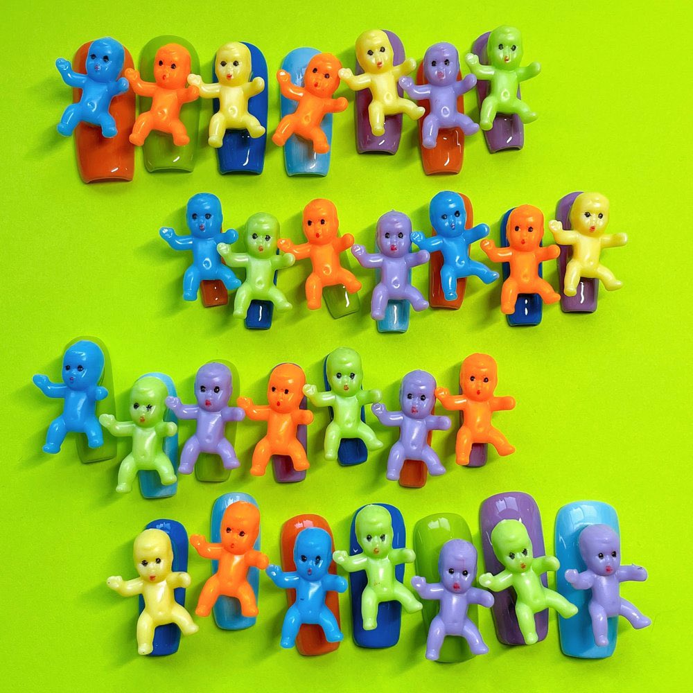 trashnails's tweet photo. full set &amp; more pics 😭 not for the faint of heart when it comes to charms on ur nails https://t.co/Of7fIffEUx