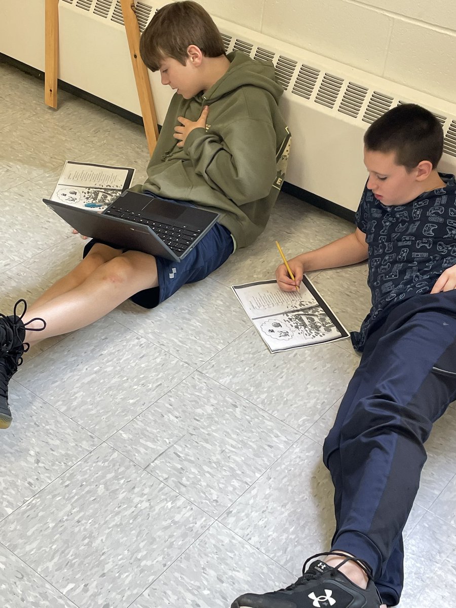 Mrs. Cahoon tweet media