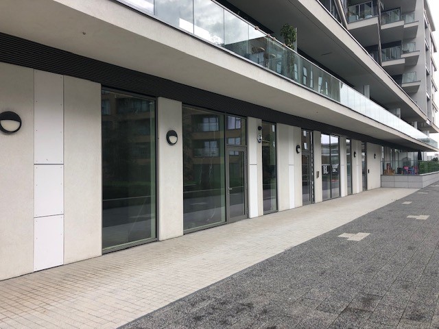 J_P_Commercial's tweet photo. VIRTUAL FREEHOLD FOR SALE
UNIT 2, SHERMAN WALK, RIVER GARDENS, GREENWICH, SE10 OYJ 
GROUND FLOOR RIVERSIDE DEVELOPMENT 
1,151 SQ FT MODERN OFFICES + SUBTERRANEAN PARKING 
FOR FULL INFO: https://t.co/wTIBuipGYC
#Commercial #PropertyNews #UKRetail #Greenwich #Officespace https://t.co/I3yvWpW8lL