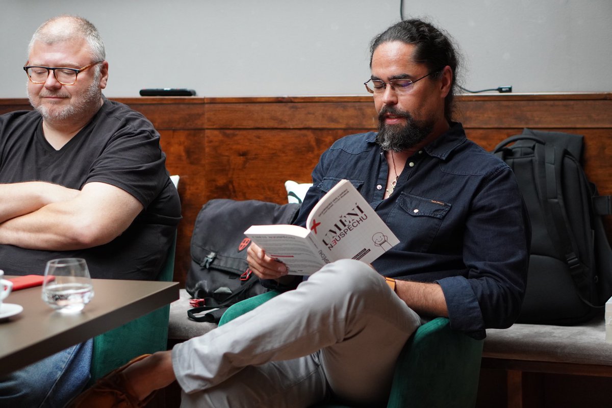 studenik's tweet photo. Public reading from our book, the Art of Failure, in Hradec Králové with @JosefHynek and Petr Stančík. https://t.co/WFDgIFuF7c #ScienceOfFailure https://t.co/WCCLvfTrdW