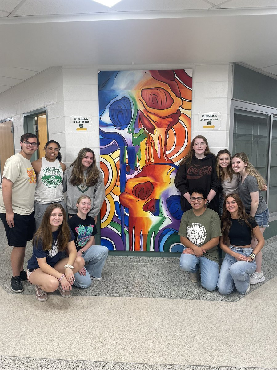 SenecaArt's tweet photo. @SenecaFamily Senior “Mural Crew” calls it a career. This is a special group and will be greatly missed. https://t.co/PmyIUJM4qv