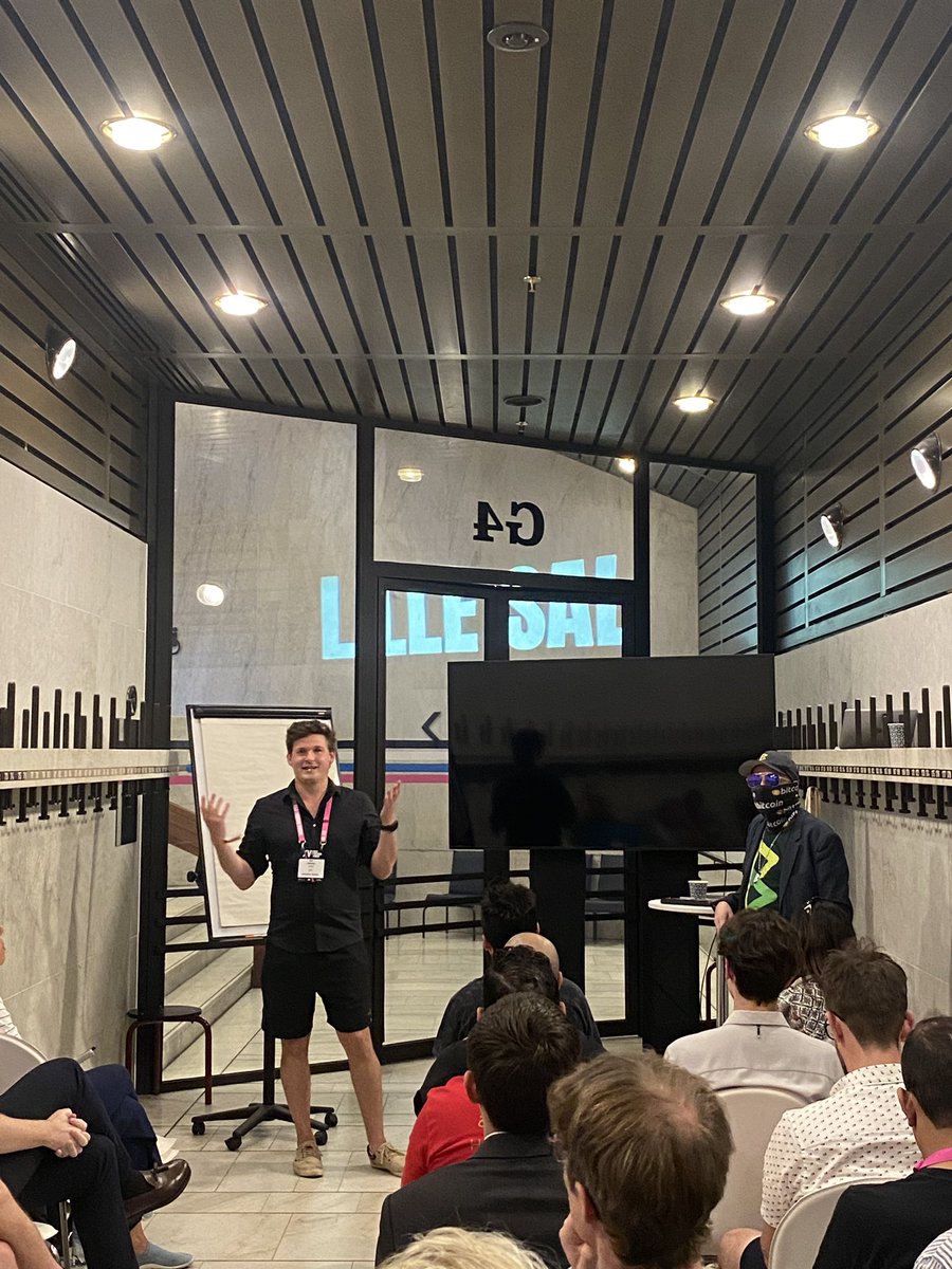 Great session with @jb55 at the <a href="/OsloFF/">Oslo Freedom Forum (OFF)</a>.  Discussing the current Apple threats to <a href="/damusapp/">Damus⚡️</a>.