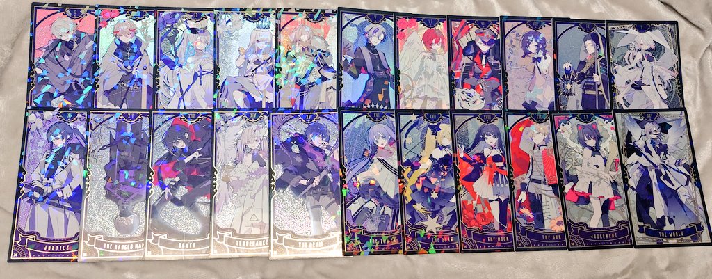 pkas1_0's tweet photo. にじさんじのタロットレアコンプリートしました〜!!やった〜!!🥳🥳🥳
全部キラキラで最高に良い!! https://t.co/tlIckDmKTU