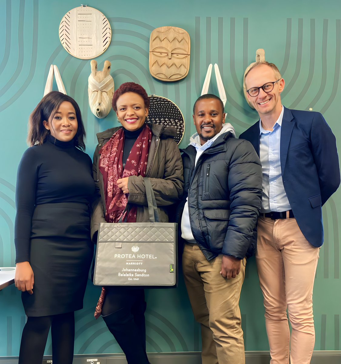 SenseOfAfricaSA's tweet photo. #KnowledgeWednesday!
Supplier training session with Bennetto Colin and Claudia Nkosi from @MarriottIntl.
#Training #Tourism #Workshop #Hospitality #Hotels #Lodges #Resorts #Suppliers https://t.co/EyMzDsb5Ud