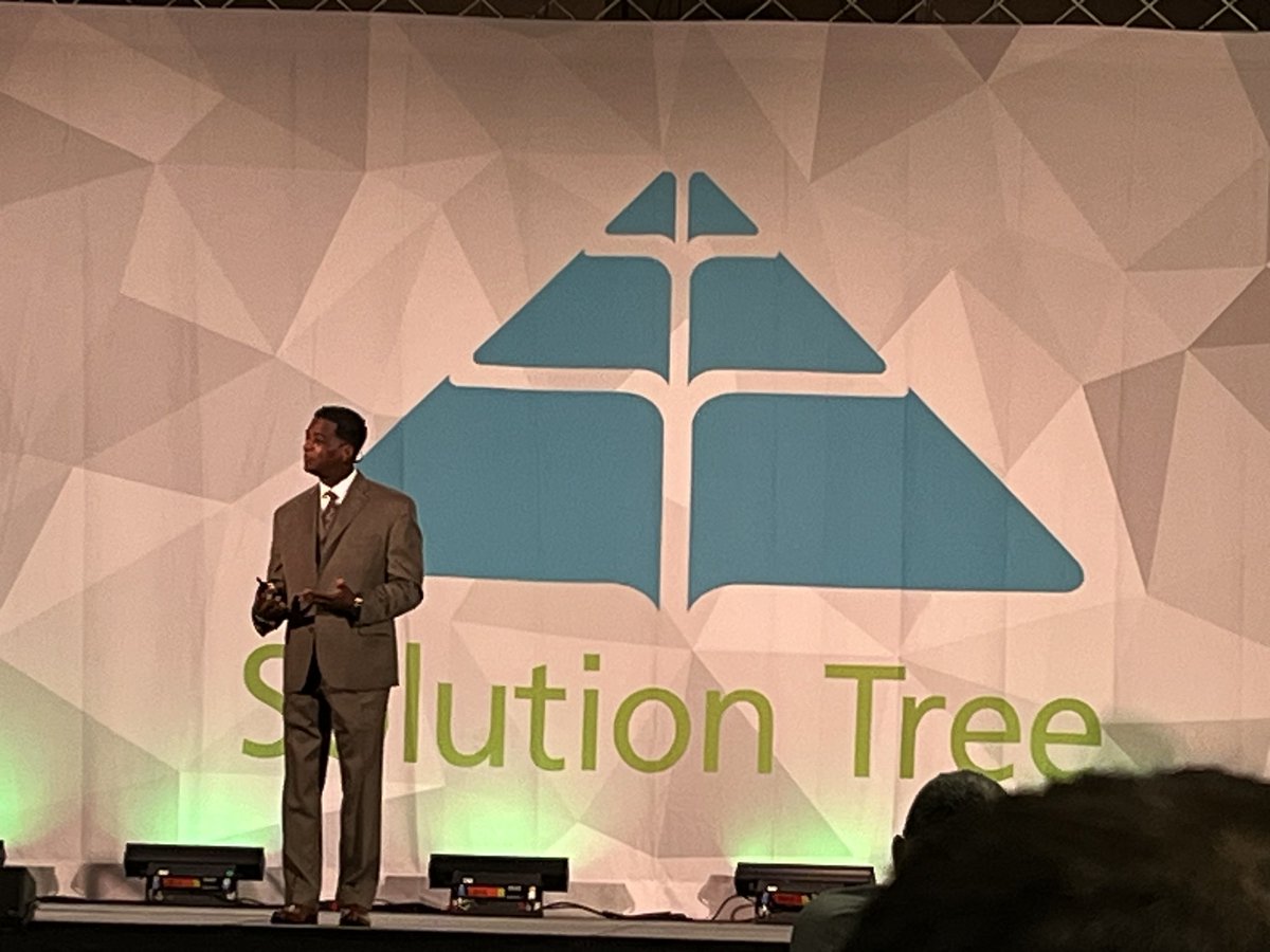 backstatic tweet media