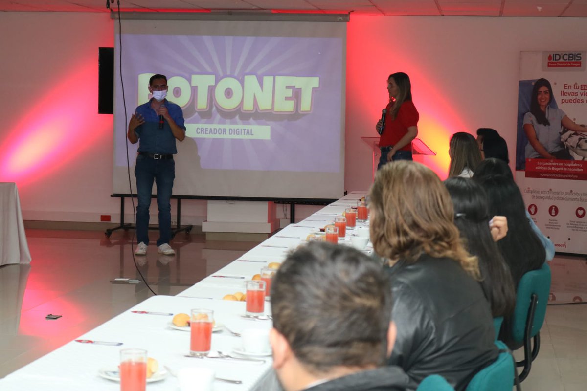 Nos emocionó escuchar el testimonio de <a href="/Botonet/">✨ 𝐁𝐎𝐓𝐎𝐍𝐈𝐓𝐎 ✨</a>, quien nos contó su experiencia como receptor de componentes sanguíneos

Su mensaje a los donantes: "gracias, ustedes no pueden verlo, pero están salvando vidas"

¡Gracias por apoyarnos con tus mensajes, Boto! 👏👏👏