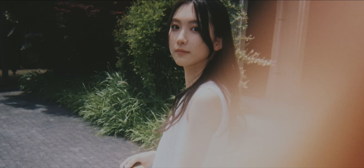 3期生すんんごい、、夏の近道とは全く違う表現力が爆発してて感動しました( ;  ; )
静寂の暴力、美の暴力‼️‼️

 #櫻坂46_静寂の暴力