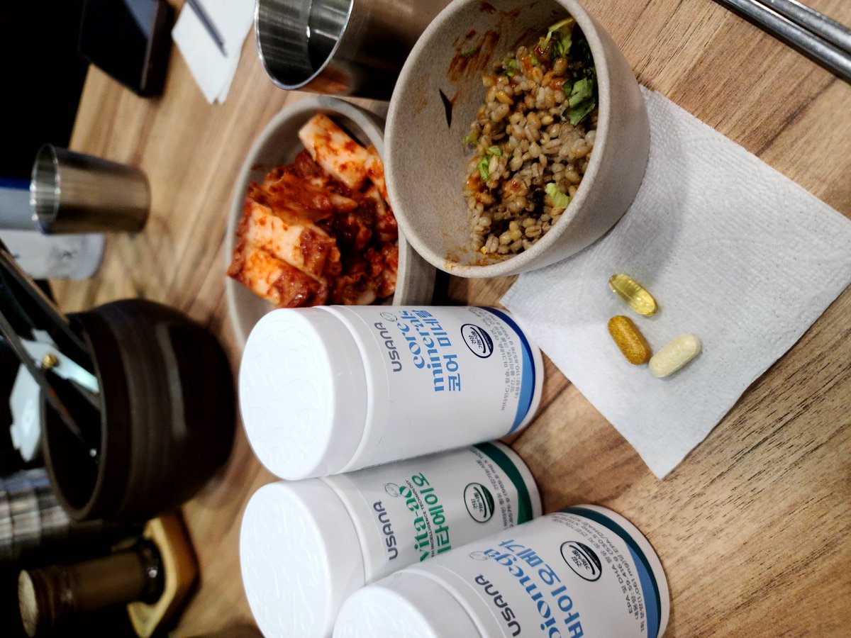 SeoulEuphoric's tweet image. Healthy diet plus quality nutritional supplements :) #Cellsentials #UsanaBiomega

✔️Enroll as ↗️ PREFERRED CUSTOMER (NO SIGN-UP FEE )  &amp;amp; 
✔️Avail of 10% retail price+ FREE SHIPPING for orders over $100
Order your #USANA SUPPLEMENTS here:
👇👇👇👇euphoricseoul.usana.com/ux/dotcom/enu-…