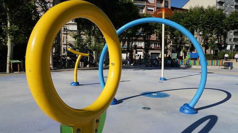 O Concello pon en funcionamento os xogos de auga no parque da Alameda do Cruceiro.
📰 ourense.gal/gl/actualidad/…